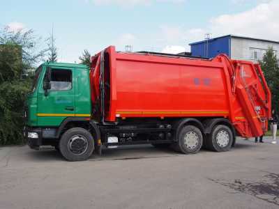 Семь мусоровозов будут обслуживать отдаленные районы Хакасии