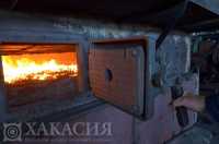 Горел плохо: жители города в Хакасии замерзали из-за некачественного угля