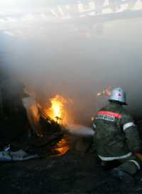 В Хакасии из-за неисправной печи загорелась баня