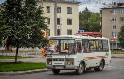 Перевозчики Хакасии должны убрать предвыборную агитацию с автобусов