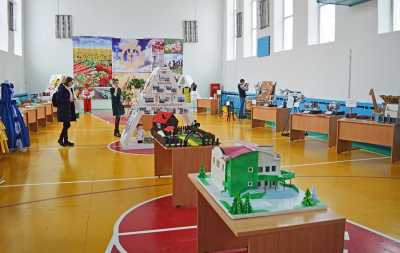 В Хакасии студенты сделали макеты ферм и досуговых центров