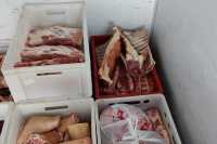 В Хакасии инспекторы выявили потенциально опасное мясо, перевозившееся в Минусинск