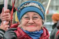 Глава Хакасии поздравил пожилых людей республики