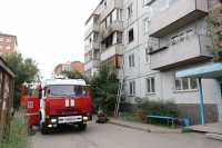 Спасателями пришлось вскрывать квартиру в Хакасии