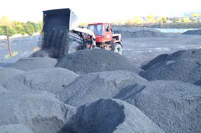 В районах Хакасии угля запасено на 10 и более суток. 