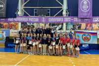 Женская сборная Хакасии завоевала золото на чемпионате Сибири по теннису