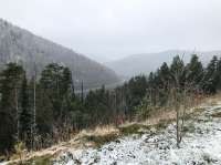 В Хакасии на перевале выпал снег