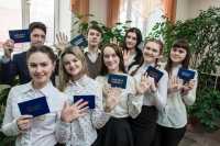 В Хакасии дипломы получили сотни выпускников сузов