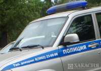 Пьяная жительница Саяногорска сломала соседскую дверь, чтобы украсть телевизор