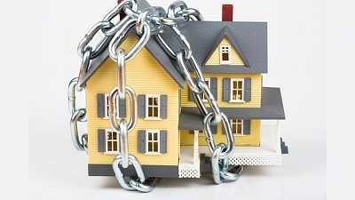 В Хакасии арестовывают недвижимость у должников