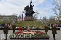 Памятники в Абакане помоют к концу апреля