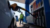 Правительство разъяснило ситуацию с ценами на бензин