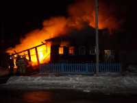В Новосибирской области на пожаре погибла мать с четырьмя малышами