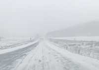 На федеральной трассе в Хакасии наступила зима