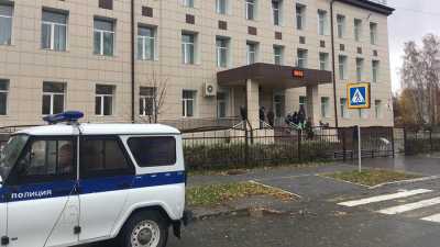 Тело девочки обнаружено в одной из школ Новосибирска