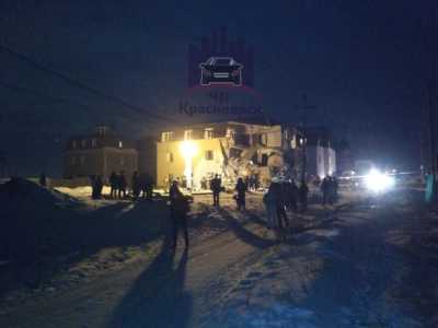 Очевидцы делятся кадрами последствий взрыва газа в жилом доме Красноярска