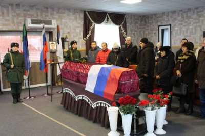 В Абакане простились с погибшим на Украине солдатом