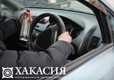 Неустойчивая поза выдала пьяного водителя в Черногорске