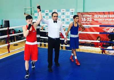 Черногорский спортсмен будет боксировать в Анапе
