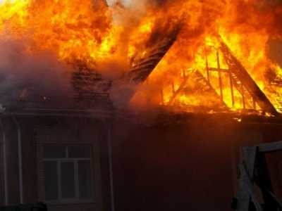 Строящийся дом горел в Хакасии