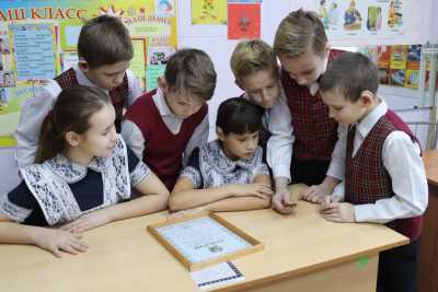 Хакасская школа-интернат для детей с нарушениями слуха стала лучшей в стране