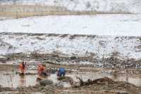 15 человек погибло, 6 пропали: на юге Сибири спасатели все еще ищут старателей, которых смыло волной
