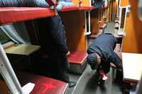 В Хакасии пассажирам поездов возвращают забытые вещи