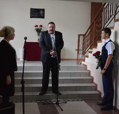 В Хакасском госуниверситете почтили память первого ректора
