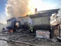 Горели пол и котельная: что ещё тушили пожарные в Хакассии