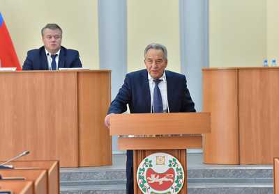 Председателем Верховного Совета вновь избран Владимир Штыгашев. 
