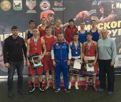Хакасские боксеры завоевали бронзу сибирского ринга