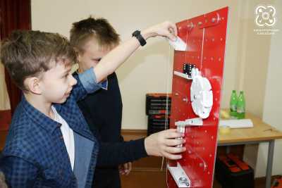 Школьники Хакасии погрузятся в кинетическое искусство