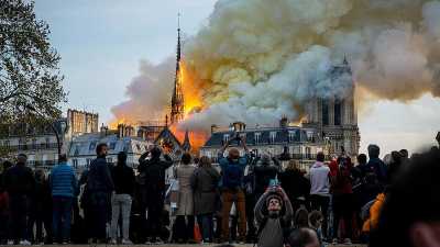 Криминалисты назвали вероятную причину пожара в соборе Парижской Богоматери