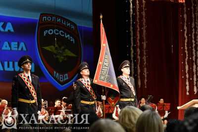 Глава Хакасии поздравил полицейских с профессиональным праздником