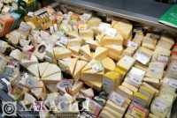 15 упаковок сыра не досчитались в магазине Абакана, ищут похитителя