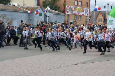 Жителей Хакасии приглашают стать участниками всероссийского дня бега «Кросс нации - 2018»
