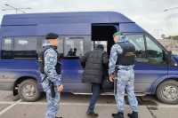 Четверых иностранцев выдворили в Хакасии за пределы РФ