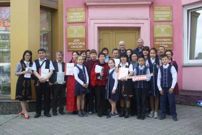Писатели Хакасии встретятся со школьниками Таштыпского района