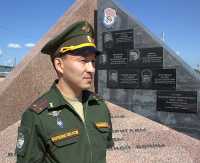 Преемственность поколений, офицерская честь, долг перед Родиной — это не пустые слова для лейтенанта Николая Кыдымаева. 