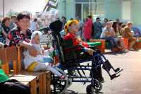 Валентин Коновалов поручил увеличить матпомощь семьям с детьми-инвалидами