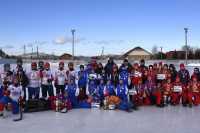 В Хакасии прошел хоккейный турнир памяти Анвера Курбанова