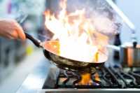 Еда с огоньком: жителям Хакасии рассказали, как не спалить кухню