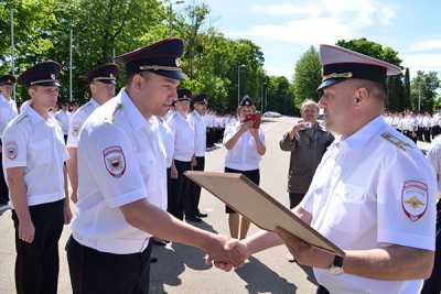 Сергей Рыбальчук — из числа сотрудников сводного отряда полиции из Хакасии, получивших заслуженные награды. 
