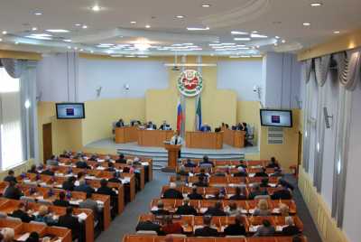 Конкурс в парламент Хакасии – десять человек на мандат