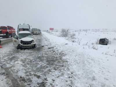 Из-за сложной ситуации на трассе Абакан-Саяногорск случилось ДТП