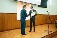 Абаканский пожарный получил муниципальную награду