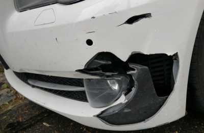 В Абакане парень разбил машину родителей своей девушки