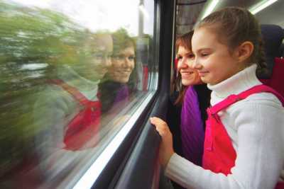 Школьники Хакасии смогут путешествовать в купе за полцены
