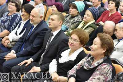 Глава Хакасии принял участие в торжественном открытии нового дома культуры