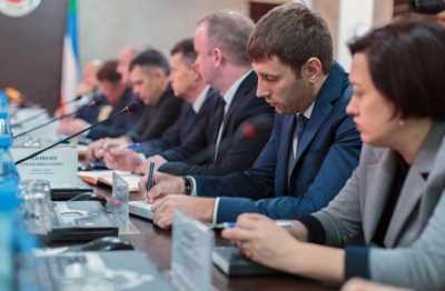 Виктор Зимин призвал министров составить график посещений муниципальных образований